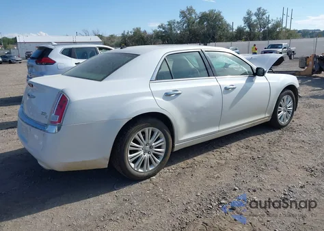 2014 Chrysler 300C Awd из США, поврежденный, VIN 2C3CCAKTXEH303991